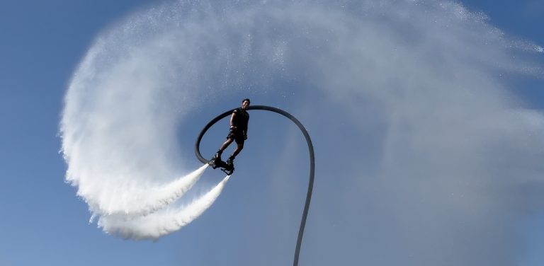 Mistrzostwa we flyboardzie w Ustce