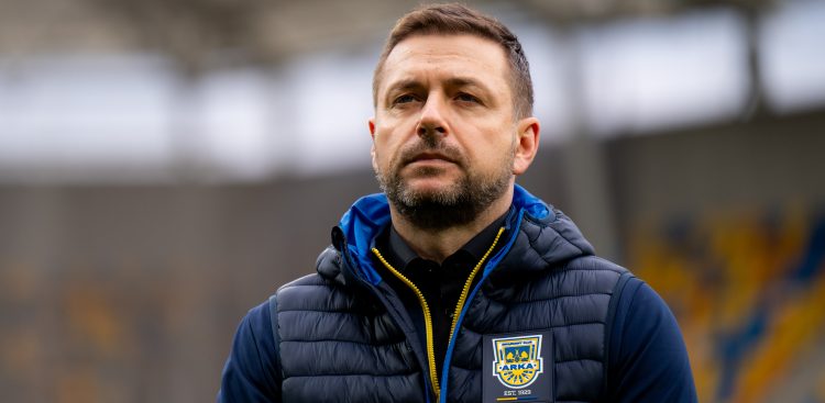 Prezes Arki Gdynia, Wojciech Pertkiewicz (Fot. KFP/Mateusz Słodkowski)