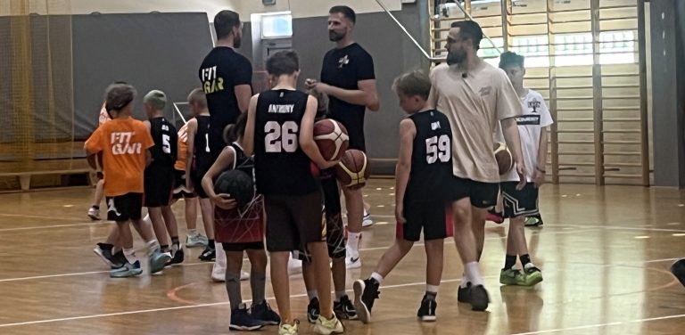 Paweł Leończyk od lat angażuje się w rozwój młodych sportowców