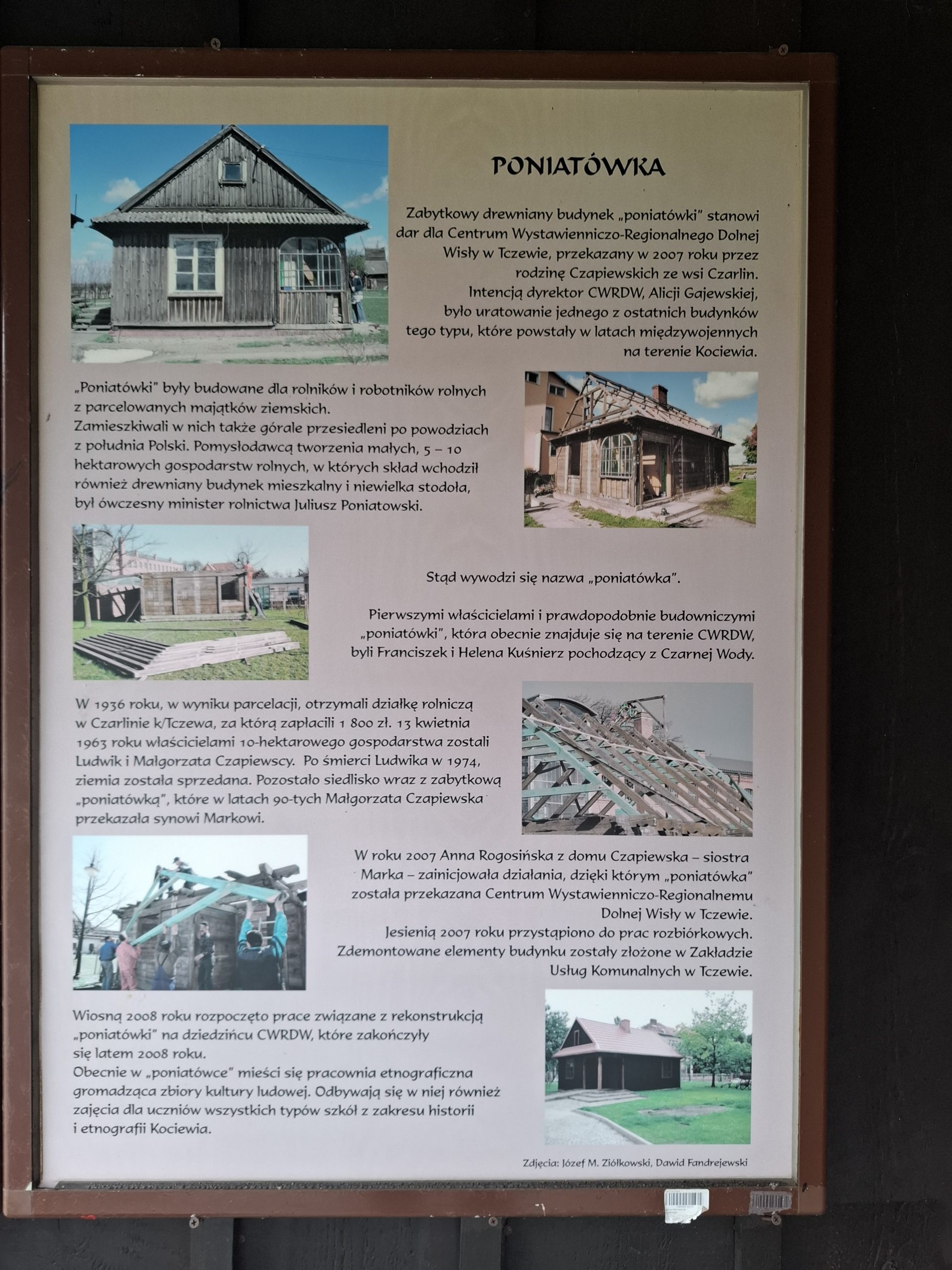 Poniatówka na dziedzińcu Fabryki Sztuk w Tczewie