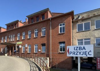 Powiatowy Urząd Pracy w Bytowie czeka na informacje ze Szpitala Miejskiego w Miastku na temat zwolnień grupowych. Według nieoficjalnych danych, w szpitalu w Miastku pracuje prawie 300 osób. Na zdjęciu szpital w miastku.