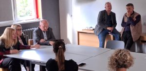Na zdjęciu od lewej: restruktyzatorka Agnieszka Chrzanowska, nowa prezes szpitala Teresa Finkiewicz, burmistrz Miastka Jerzy Wójtowicz i jego zastępca Daniel Radziszewski. Spotkanie z nową prezes szpitala