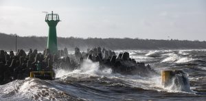 Widok na sztorm na Bałtyku