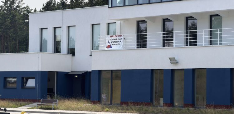 Pracownicy wykonują takie same zadania, a otrzymują w Gdyni niższe wynagrodzenia - twierdzą związkowcy