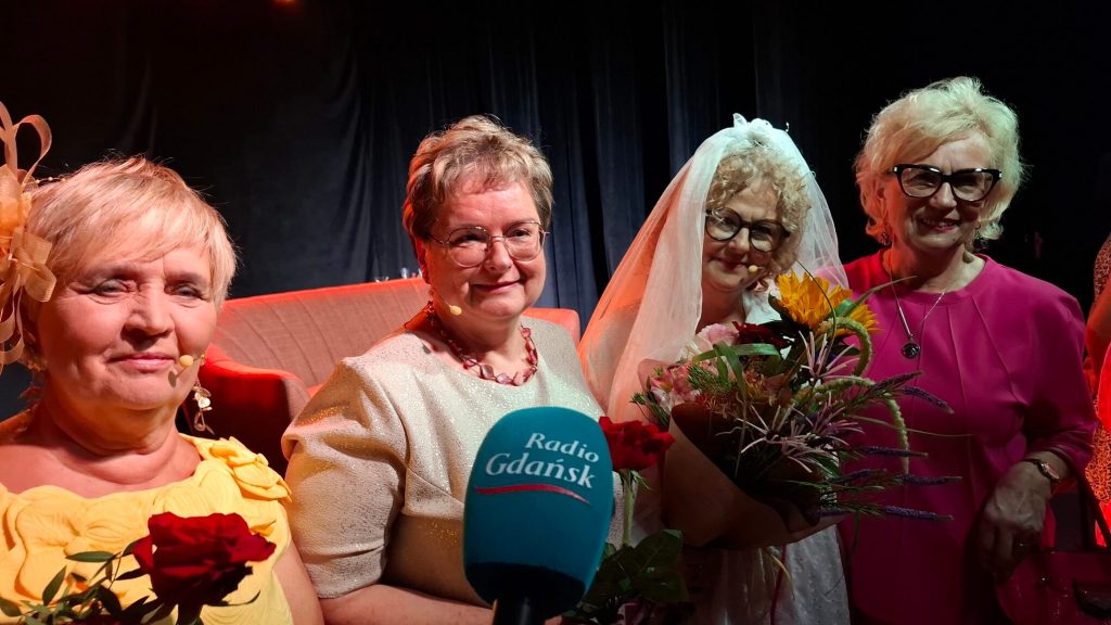 Seniorki z Rumi przypominają, że miłość nie zna wieku