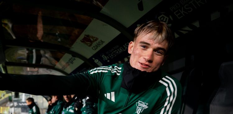 Igor Bambecki zdobył pierwszą bramkę dla Lechii w sezonie 2026/2027 (Fot. KFP/Mateusz Słodkowski)