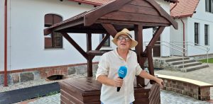 Na zdjęciu reporter Radia Gdańsk, Włodek Raszkiewicz