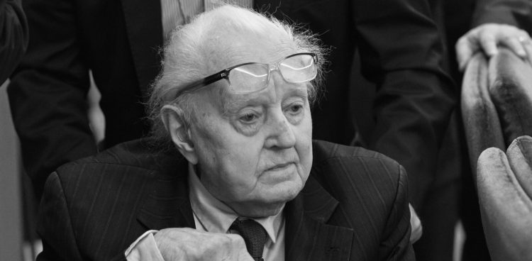 W 1980 r. Andrzej Wielowieyski pełnił funkcję eksperta Międzyzakładowego Komitetu Strajkowego w Stoczni Gdańskiej