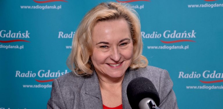 Marta Chełkowska w studiu Radia Gdańsk