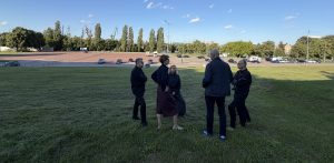 Nowa Opera Bałtycka, g rupa na Placu Zebrań Ludowych