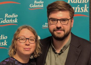 Dziennikarka i artystka Daria Balabai i Łukasz Samborski, prezes fundacji RC