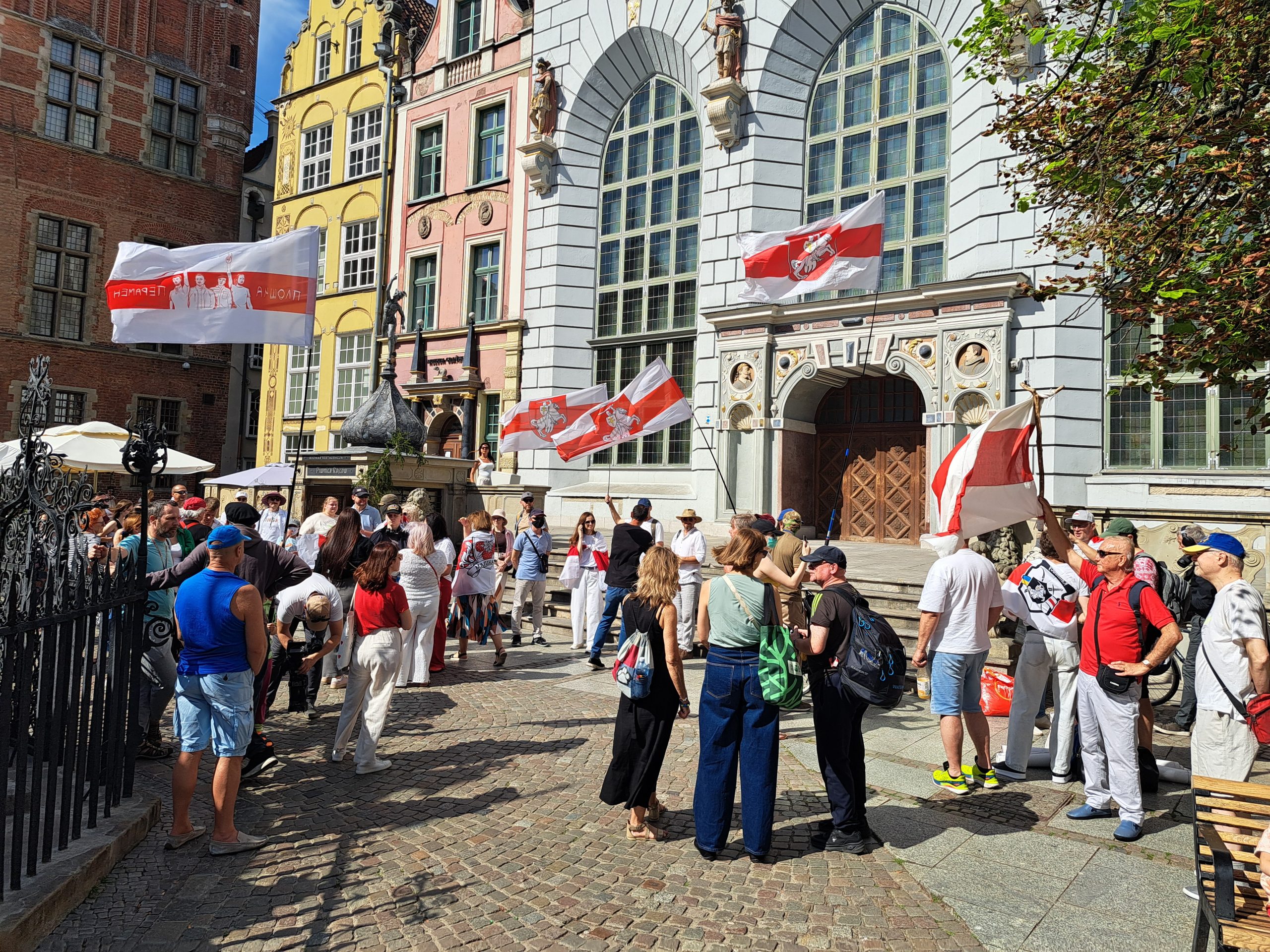 Pod hasłami uwolnienia więźniów politycznych i obalenia dyktatury na Białorusi w niedzielę przez Gdańsk przeszedł marsz