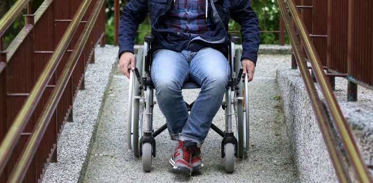 Urząd Miasta Ustka chce być bardziej dostępny dla osób ze szczególnymi potrzebami
