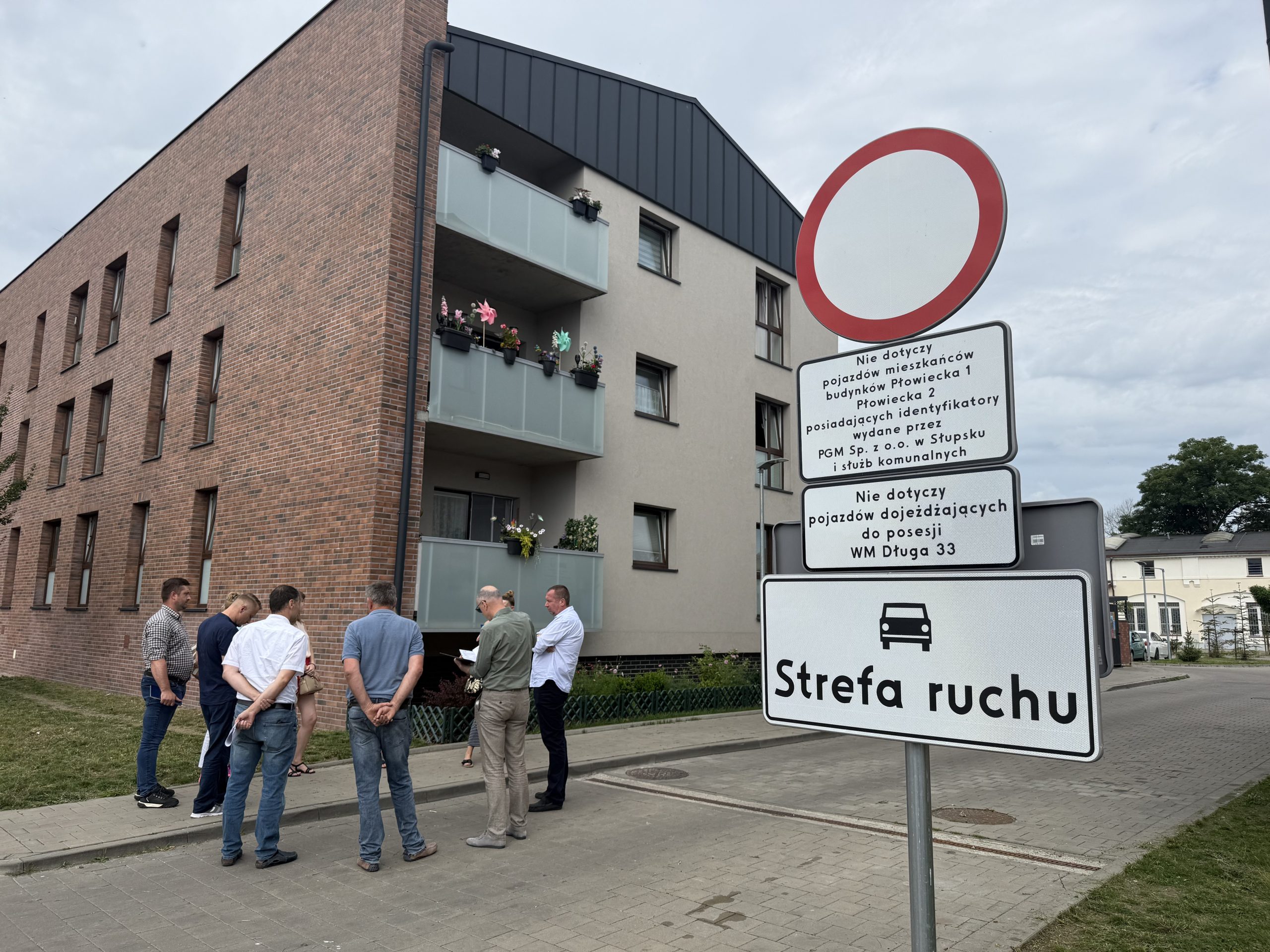 Spotkanie dotyczące usterek w nowych blokach komunalnych w Słupsku