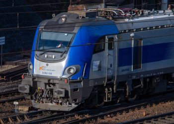 Ponad godzinne opóźnienie mają pociągi jadące z Gdyni w kierunku Gdańska. Jak poinformowały nas PKP Polskie Linie Kolejowe, utrudnienia rozpoczęły się około 6:20, kiedy jeden ze składów Intercity, podczas jazdy manewrowej, uszkodził rozjazd na dworcu Gdynia Główna.