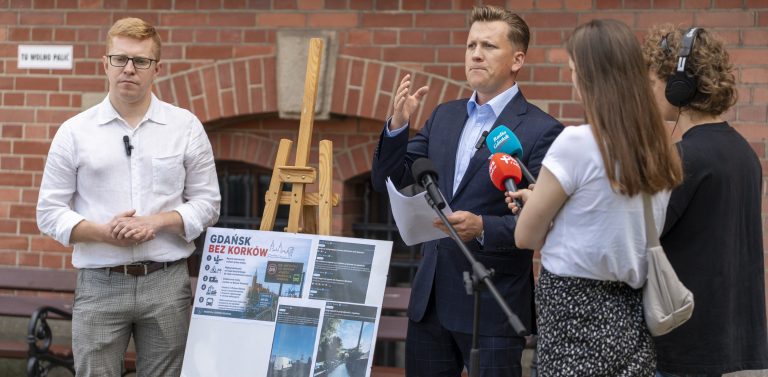 radni PiS chcą, by miasto podjęło działania w związku z paraliżem drogowym