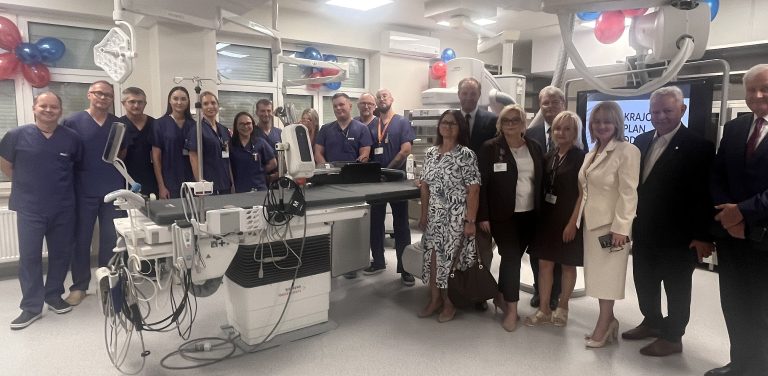 Prezentacja nowych zakupów w ramach inwestycji w szpitalu specjalistycznym w Słupsku, które sfinansowały pieniądze z KPO