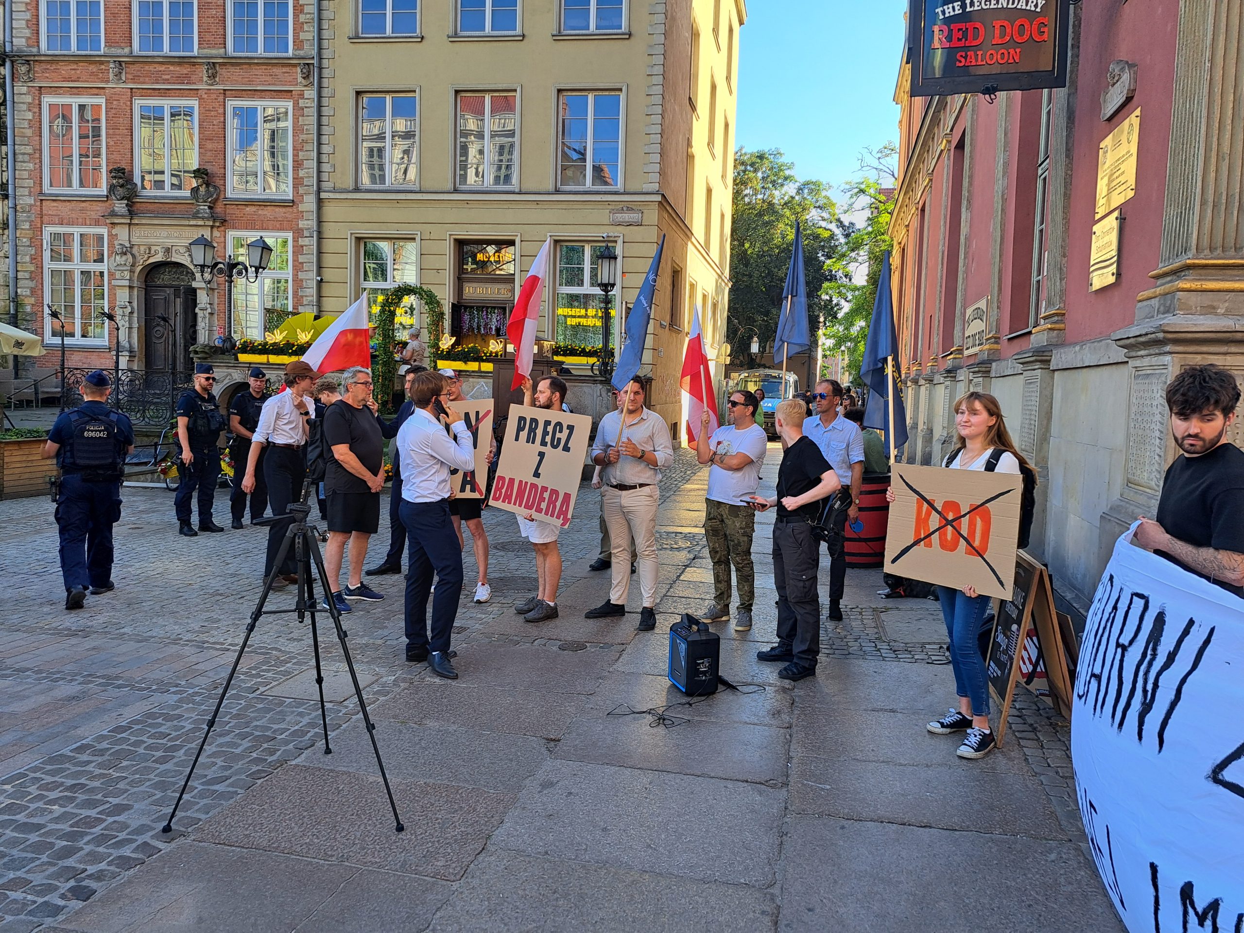 Kontrmanifestacja Młodzieży Wszecchpolskiej w Gdańsku