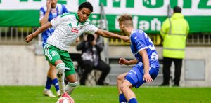 21-letni brat Camilo Meny, Javier zadebiutował w Lechii Gdańsk podczas drugiej połowy meczu ze Stalą Mielec.