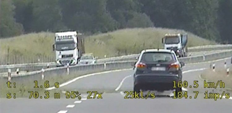 Lęborska drogówka ścigała trasą S6 jadącego zbyt szybko Forda