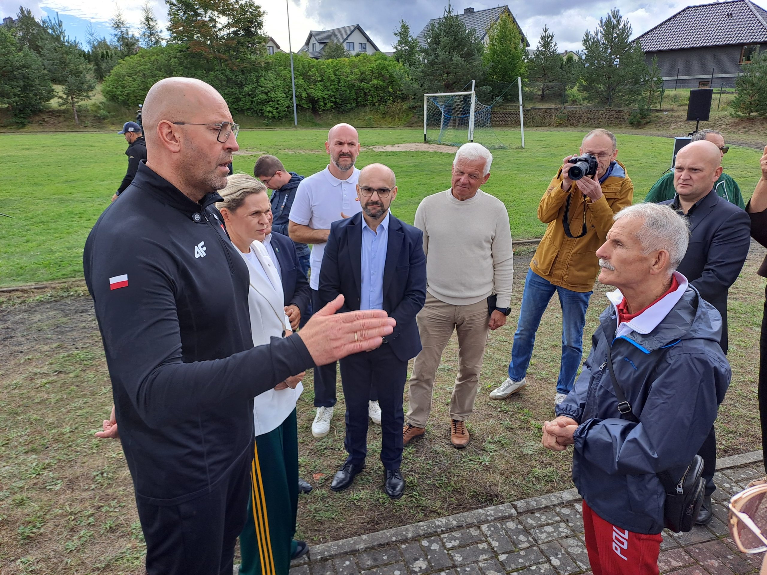 Minister sportu Jakub Rutnicki podczas przemówienia.