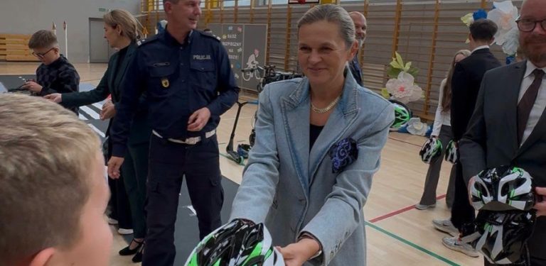 Barbara Nowacka w Straszynie