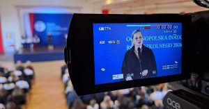 Ogólnopolska inauguracja roku szkolnego 2026 odbyła się w Liceum Ogólnokształcącym w Człuchowie. Wzięła w niej udział minister edukacji Barbara Nowacka