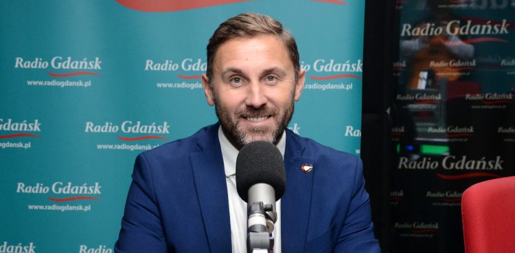 W studiu Piotr Borawski, wiceprezydent Gdańska, w studiu radiowym Radia Gdańsk