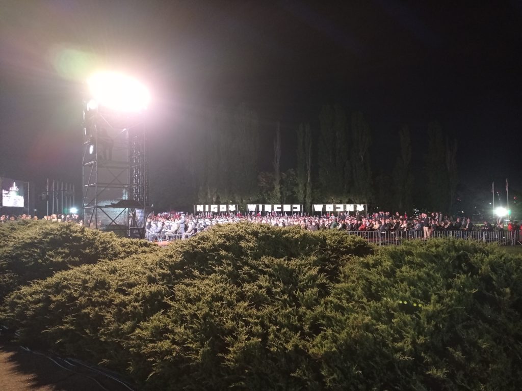 Mieszkańcy Gdańska tłumnie przybyli na Westerplatte, by oddać hołd obrońcom