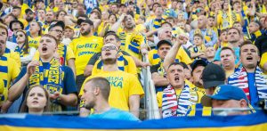 Kibice Arki Gdynia. Zdjęcie archiwalne (fot. Maciej Czarniak / KFP / Trojmiasto.pl)
