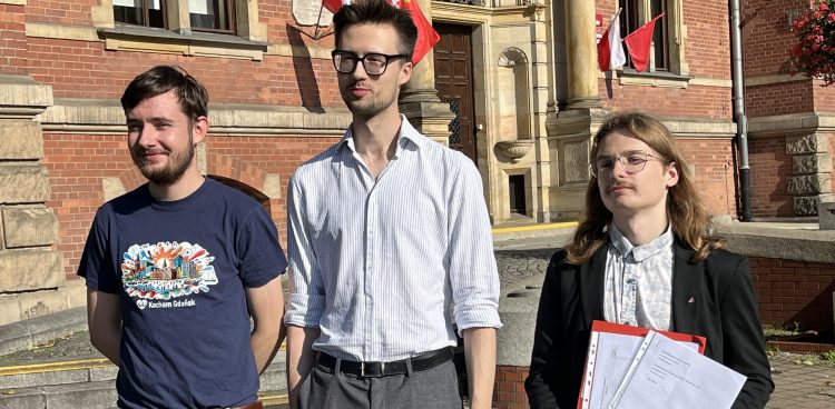 Na zdjęciu Paweł Zarzycki, Filip Górski, Michał Dziergas.