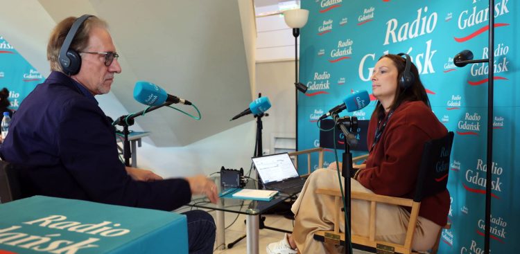 Tomasz Żółtowski i Magda Manasterska w Festiwalowym Studiu Radia Gdańsk na 51. FPFF (fot. Radio Gdańsk / Piotr Puchalski)