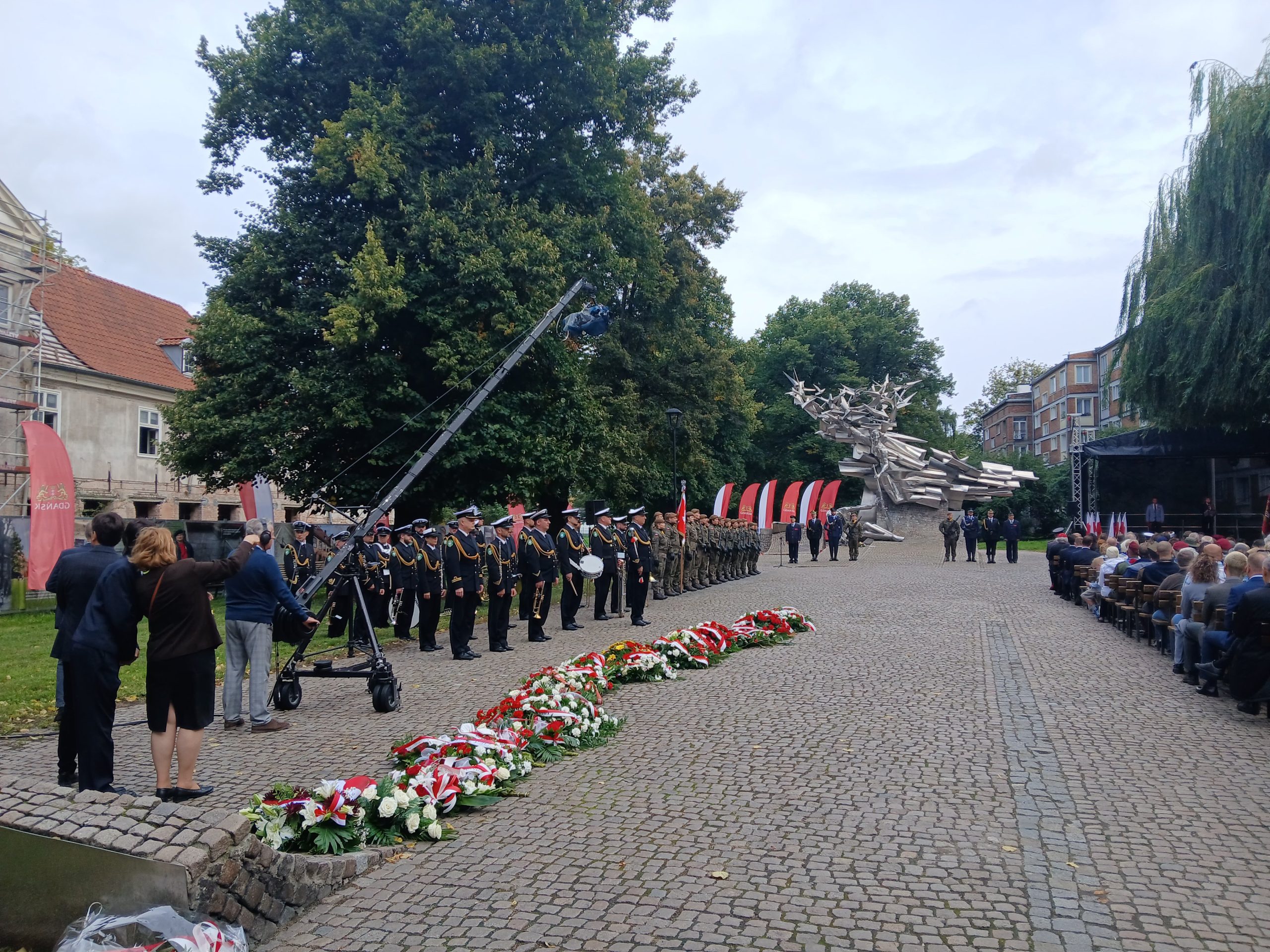 1 września "pocztowcom" złożono hołd na Placu Obrońców Poczty Polskiej w Gdańsku