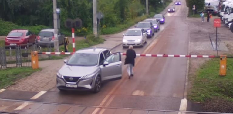 Kolejna niebezpieczna sytuacja ma przejeździ Gdańsk Lipce