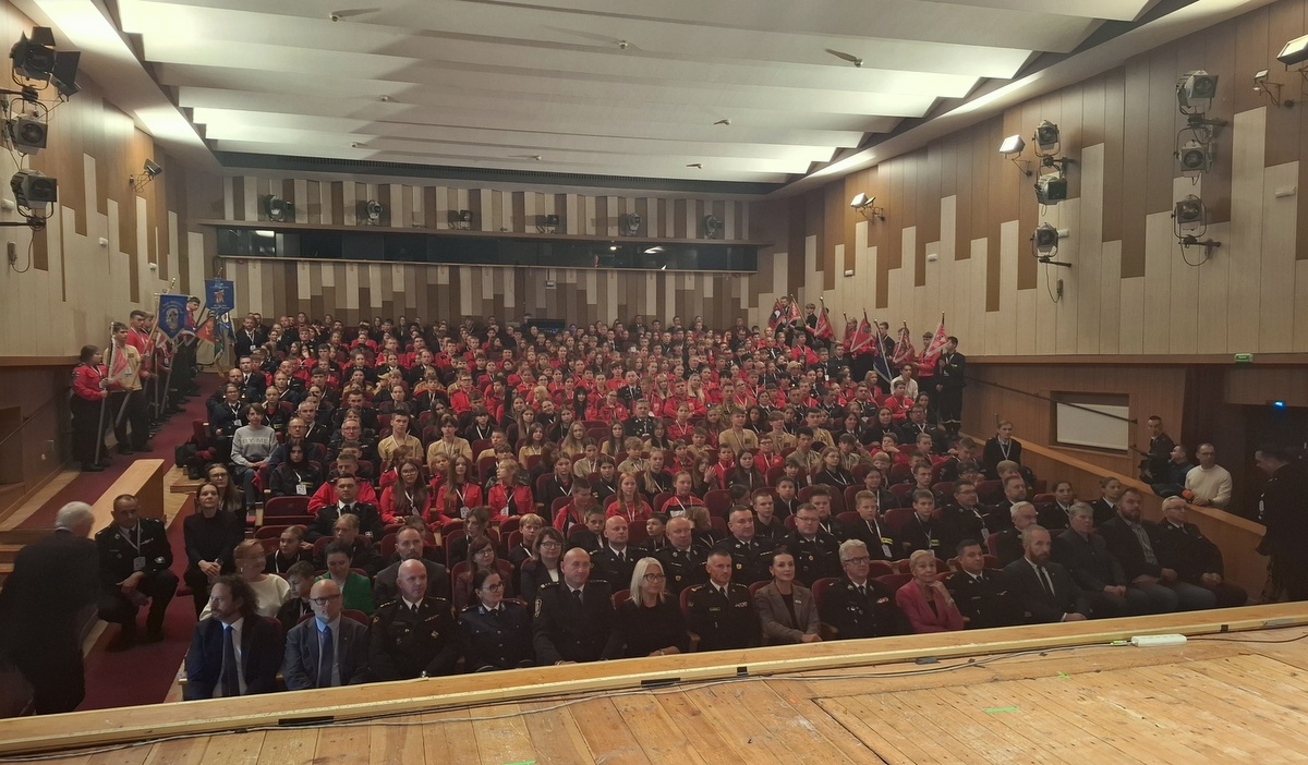 Na zdjęciu przedstawiciele pomorskich drużyn na kongresie w Słupsku