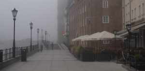Jesienna mgła o poranku w Gdańsku