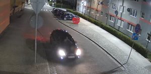 Pobicie mogły widzieć kobiety podróżujące samochodem ze zdjęcia