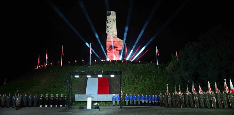 Gdańsk, 01.09.2026. Obchody 87. rocznicy wybuchu II wojny światowej przed Pomnikiem Obrońców Wybrzeża na Westerplatte w Gdańsku
