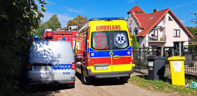 3-latek został przygnieciony przez samochód