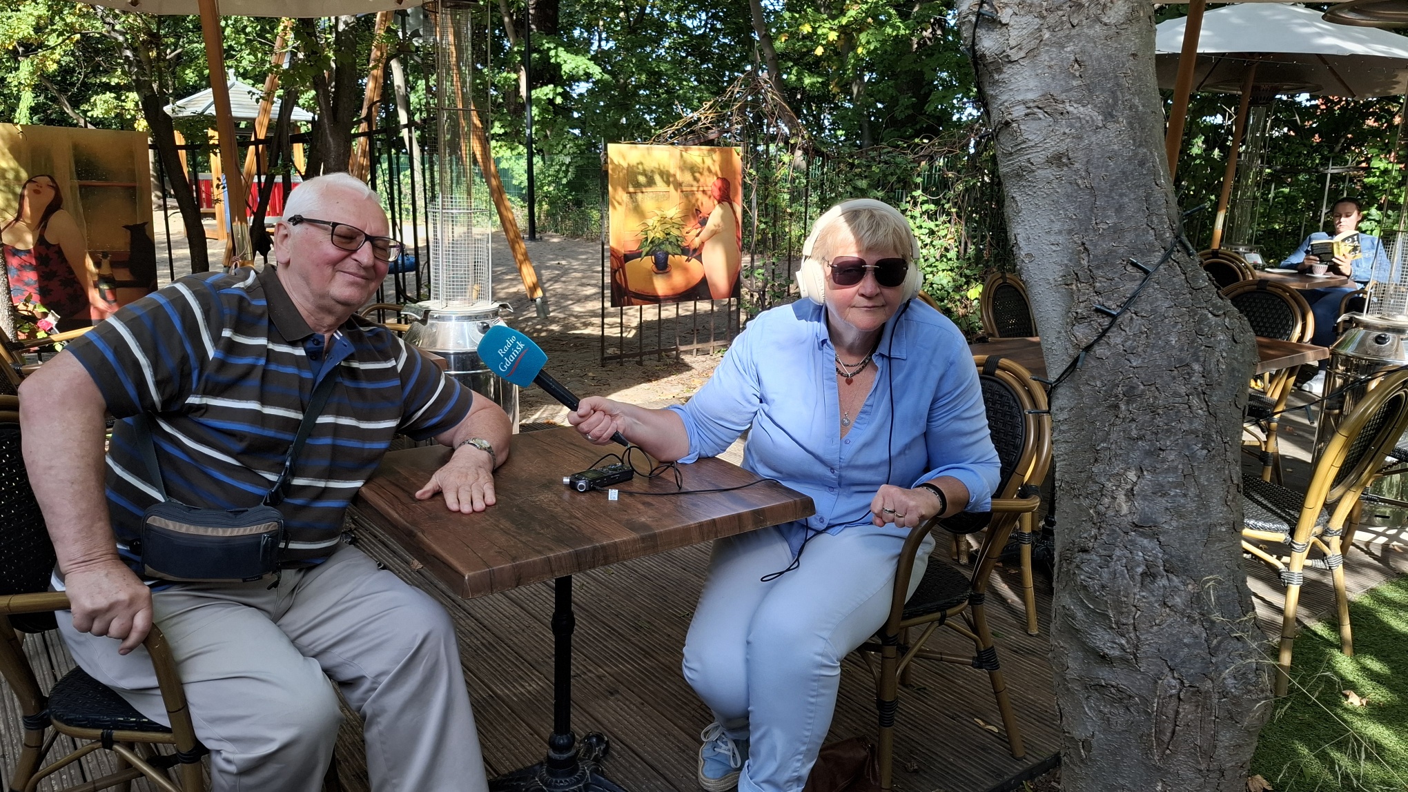 Senior i reporterka