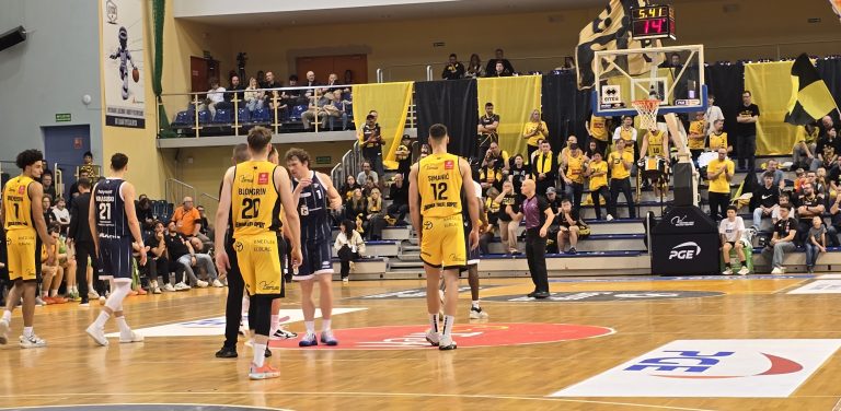 Energa Trefl Sopot został kompletnie zmiażdżony przez Dziki Warszawa 63:102