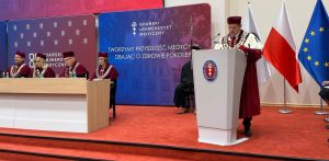 Rok akademicki zainaugurował rektor GUMed prof. Markuszewski
