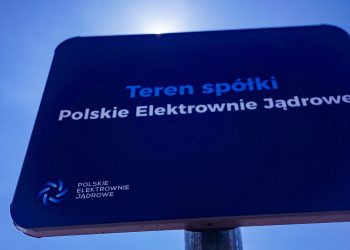 Regionalna Dyrekcja Ochrony Środowiska w Gdańsku wydała decyzję środowiskową dla budowy morskiego obiektu rozładunkowego MOLF i drogi technicznej dla pierwszej polskiej elektrowni jądrowej – poinformował Urząd Morski w Gdyni. Inwestycja umożliwi transport drogą morską ciężkich elementów, np. zbiorników reaktorów.