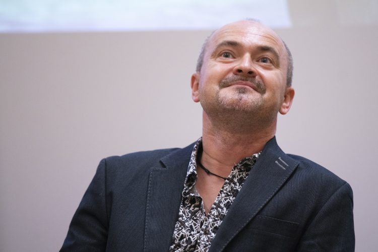 Mirosław Wlekły, autor podcastu „Spiskowa Teoria Wszystkiego” (fot. Anna Rezulak / KFP)